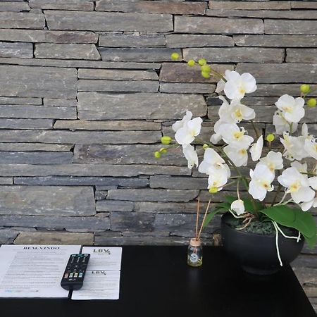 Lbv House Hotel Пиньян Экстерьер фото